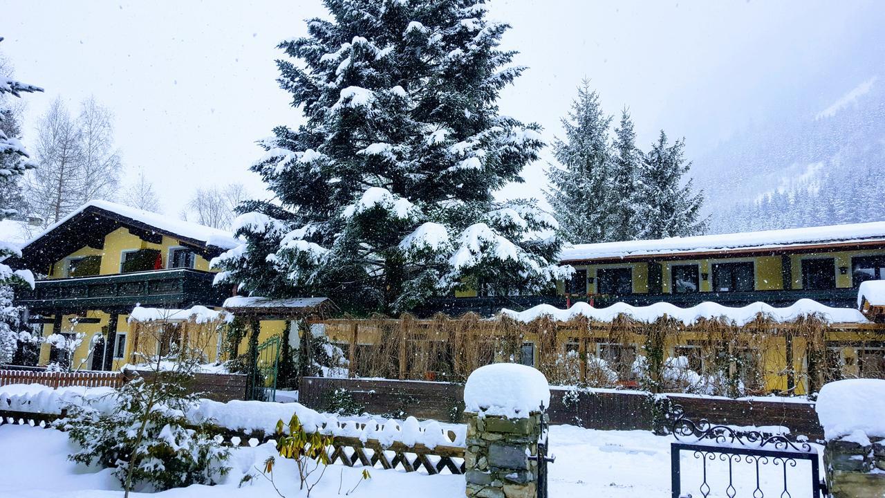 Alpen-Appartementhof Bad Hofgastein Exterior photo